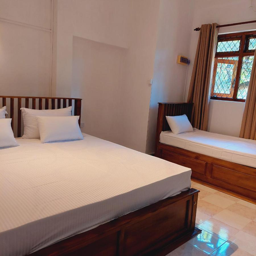 Golden Villa Kandy - "Free Pickup From Kandy " Ngoại thất bức ảnh