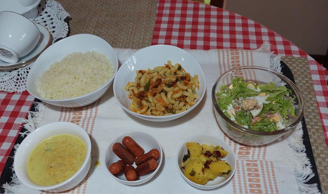 Golden Villa Kandy - "Free Pickup From Kandy " Ngoại thất bức ảnh